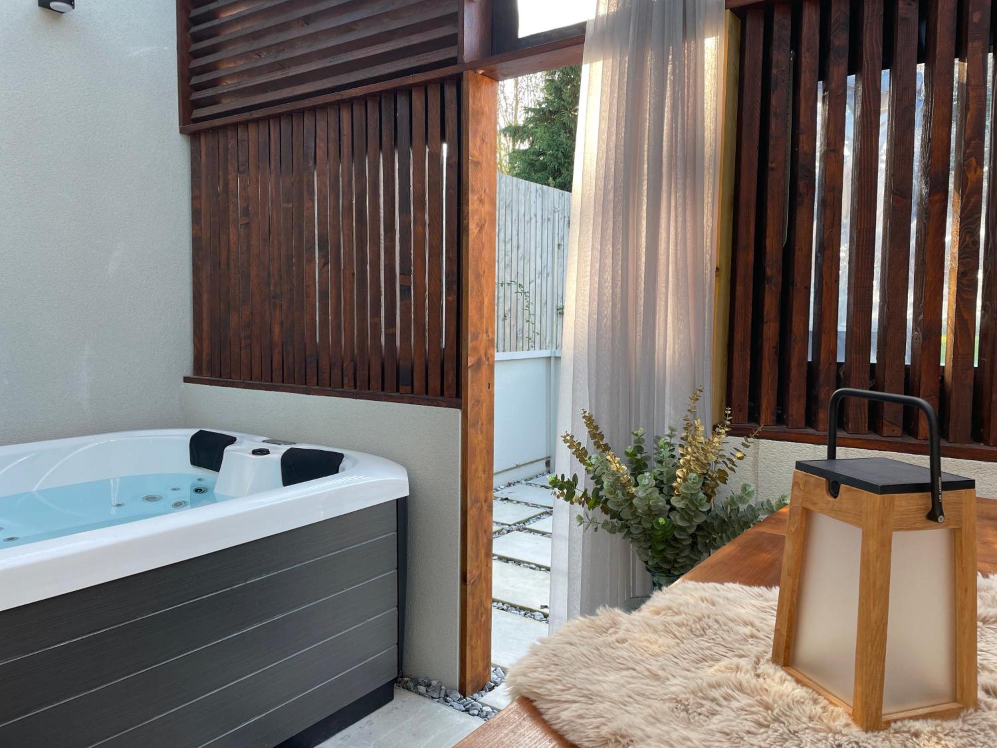 Yanna Lodge, Gite Classe 4 Etoiles Avec Spa Couvert Entierement Arrest Exteriér fotografie